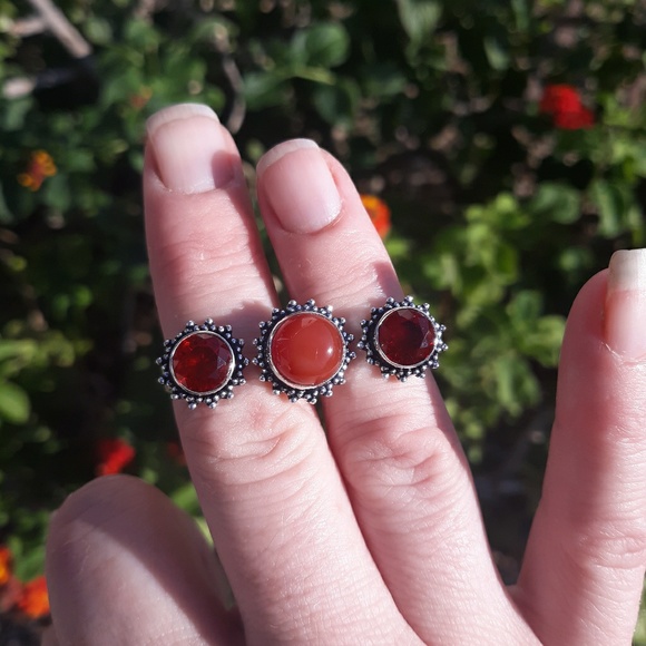 New Carnelian and Garnet Adjustable 925 Silver Knuckle Ring. - Picture 4 of 8